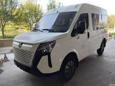 2023 Dongfeng Yufeng Yufeng V9+ 2.0T Manual FWD Multi-purpose Short Wheelbase Medium Roof 5/6 Seater, фото 2, лот 11144927