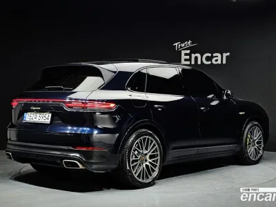 2020 Porsche Cayenne 3.0 E-Hybrid, фото 2, лот 10168931