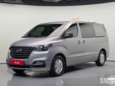 2021 Hyundai Starex Van 5-Seater, фото 1, лот 10187684