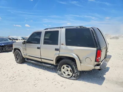 2000 CHEVROLET TAHOE K1500, фото 2, лот 10976189