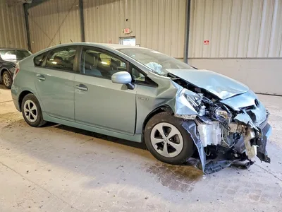 2014 TOYOTA PRIUS TWO, фото 4, лот 10499518