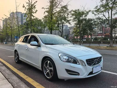 2013 Volvo V60 T5 Prestige Edition, фото 3, лот 10905190
