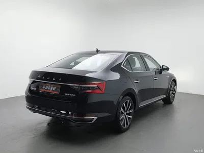 2025 Škoda Superb Model TSI280 DSG Premium Edition, фото 2, лот 10349505