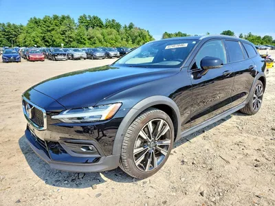 2022 VOLVO V60 CROSS COUNTRY T5 MOMENTUM, фото 1, лот 10569180