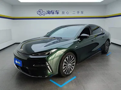 2025 Geely Galaxy Galaxy Xingyao 8 Model 130km EM-i Flagship Edition, фото 1, лот 10954714