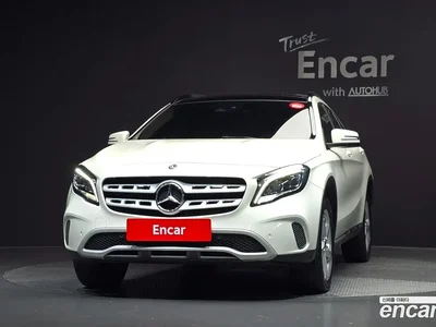 2018 Mercedes-Benz GLA-Class GLA220, фото 2, лот 10054875