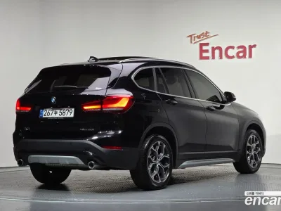2021 BMW X1 xDrive 20i xLine, фото 1, лот 10066892