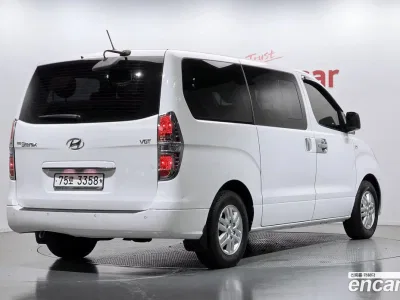 2017 Hyundai Starex 12-Seater Wagon, фото 2, лот 10199253