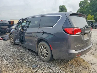 2020 CHRYSLER VOYAGER LX, фото 2, лот 10865732