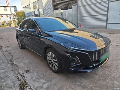 2024 Hongqi E-QM5 Model 450km Travel Edition, фото 4, лот 11518680