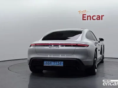 2022 Porsche Taycan GTS, фото 4, лот 10094169