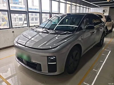 2025 Li Auto i6 2WD Base Model, фото 1, лот 11023684