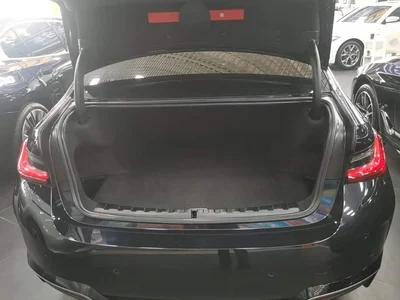 2025 BMW i3 eDrive 35 L, фото 4, лот 10472806