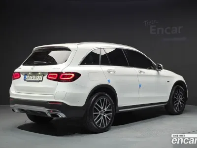 2021 Mercedes-Benz GLC-Class GLC300e 4MATIC, фото 2, лот 10196767