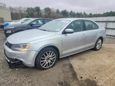 2011 VOLKSWAGEN JETTA SE, фото 1, лот 10822775