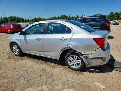 2015 CHEVROLET SONIC LT, фото 2, лот 10583769