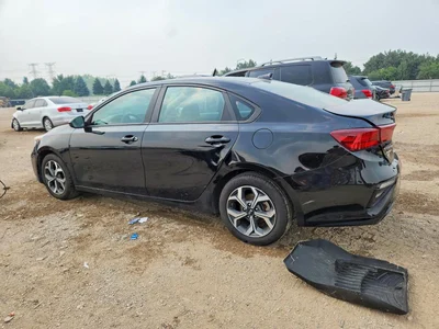2021 KIA FORTE LXS, фото 2, лот 10669212