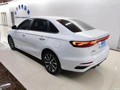 2025 Geely Emgrand 4th Gen 1.5L CVT Flagship, фото 3, лот 10429554