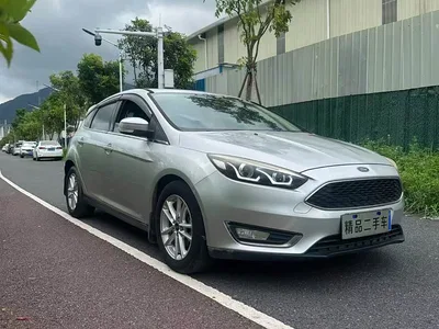 2015 Ford Focus Hatchback EcoBoost 125 Automatic Premium Trend, фото 2, лот 10297663