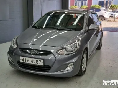 2015 Hyundai Accent Diesel WIT 1.6 VGT Modern, фото 1, лот 10121949