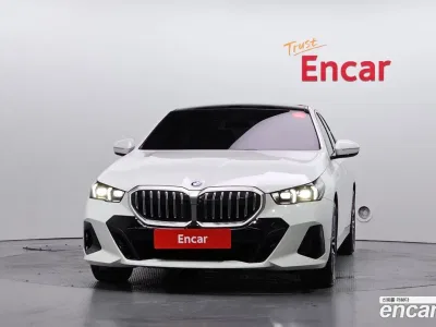 2024 BMW 5-Series 520i M Sport, фото 3, лот 10527102