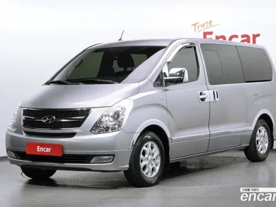 2015 Hyundai Starex 5-Seater VAN, фото 1, лот 11417577