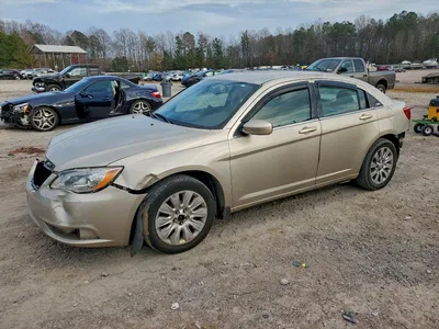2014 CHRYSLER 200 LX, фото 1, лот 10869298
