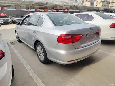 2013 Volkswagen Lavida Facelift Classic 1.6L Automatic Comfort, фото 4, лот 10456318