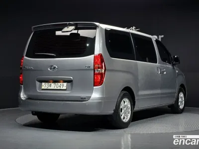 2013 Hyundai Starex 12-Seater Wagon, фото 2, лот 10161440