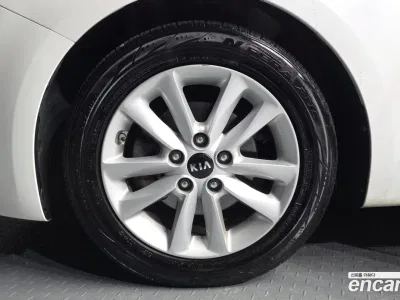 2017 Kia K3 Trendy, фото 4, лот 10040342
