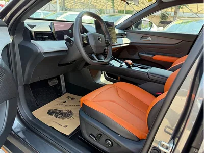 2025 Changan UNI-V 2.0T Sport Version, фото 4, лот 11566234
