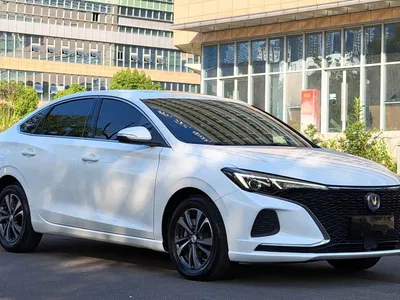 2020 Changan Eado PLUS Blue Whale NE 1.4T GDI DCT Premium, фото 3, лот 11580078