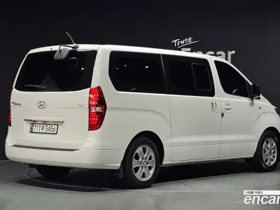 2019 Hyundai Starex Wagon 12-Seater, фото 1, лот 10191779