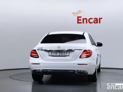 2017 Mercedes-Benz E-Class E200 Avantgarde, фото 4, лот 10167034