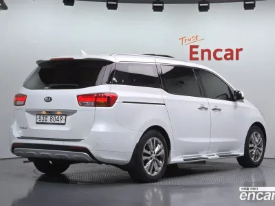 2018 Kia Canival 9-seater Prestige, фото 2, лот 10334759