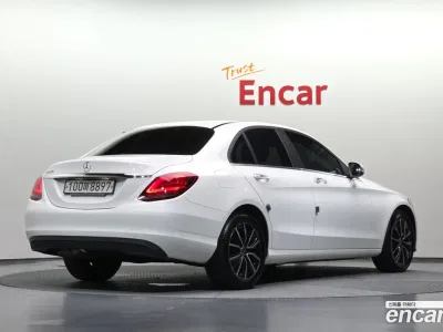 2019 Mercedes-Benz C-Class C200, фото 2, лот 10521901