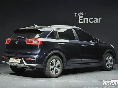 2017 Kia Niro Prestige, фото 1, лот 10075447