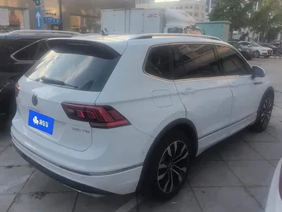 2021 Volkswagen Tiguan L 330TSI Automatic 2WD R-Line Premium, фото 3, лот 10461439