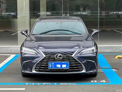 2025 Lexus ES 200 Ultimate Edition, фото 2, лот 10318024