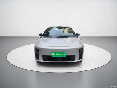 2025 Li Auto i6 4WD Base Model, фото 2, лот 11522395