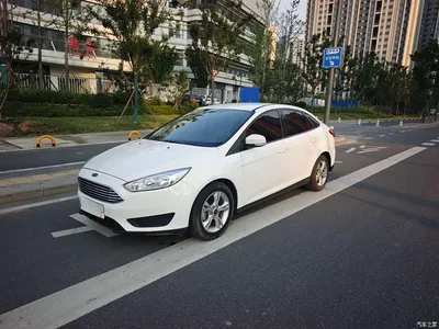 2018 Ford Focus Sedan Classic 1.6L Automatic Comfort Smart Edition, фото 1, лот 10385532