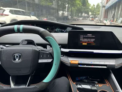2022 Changan UNI-V 1.5T Sport Edition, фото 4, лот 10334467