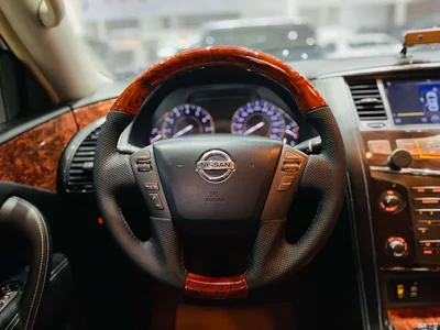 2018 Nissan Patrol 4.0L Leadership, фото 3, лот 10341393