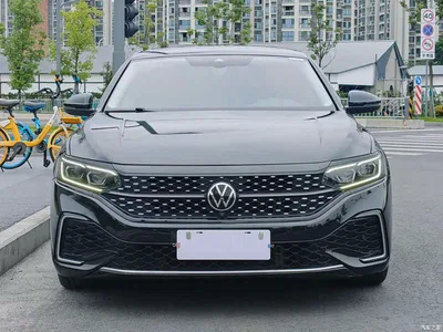 2022 Volkswagen Passat 330TSI Starry Sky Premium Edition, фото 2, лот 10443145