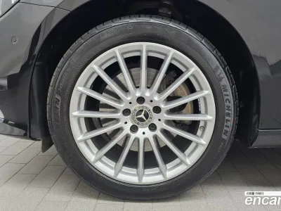 2023 Mercedes-Benz E-Class E220d 4MATIC Exclusive, фото 4, лот 10051968