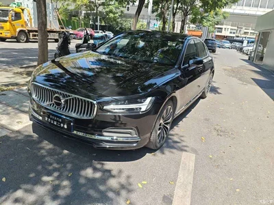 2024 Volvo S90 B5 Momentum Luxury Edition, фото 1, лот 10368904