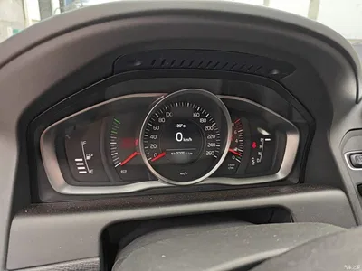 2017 Volvo XC60 T5 AWD Smart Advance, фото 4, лот 11545623
