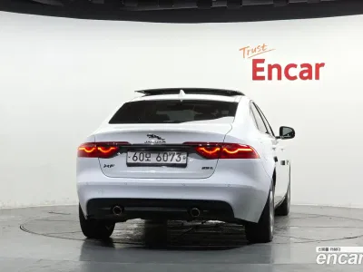 2018 Jaguar XF 25t Prestige, фото 4, лот 10523724