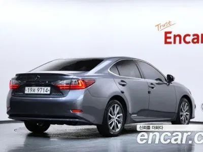 2017 Lexus ES 300h Supreme, фото 2, лот 10032963
