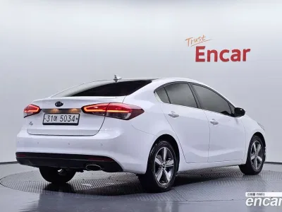 2017 Kia K3 Trendy, фото 2, лот 10375873